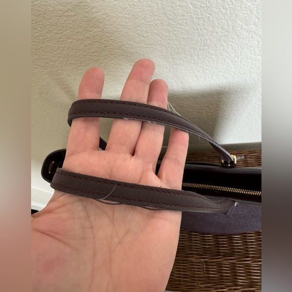 Tory Burch Emerson Tote - Picture 7 of 7